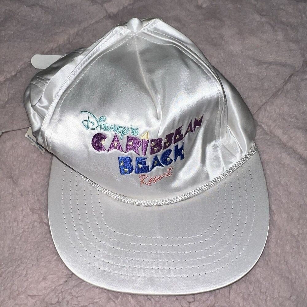 deadstock vintage disney’s wdw Caribbean beach resort trucker hat nwt discolor